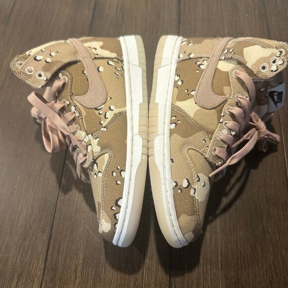 Nike Dunk High Desert Camo Youth Size 3 - Picture 3 of 9